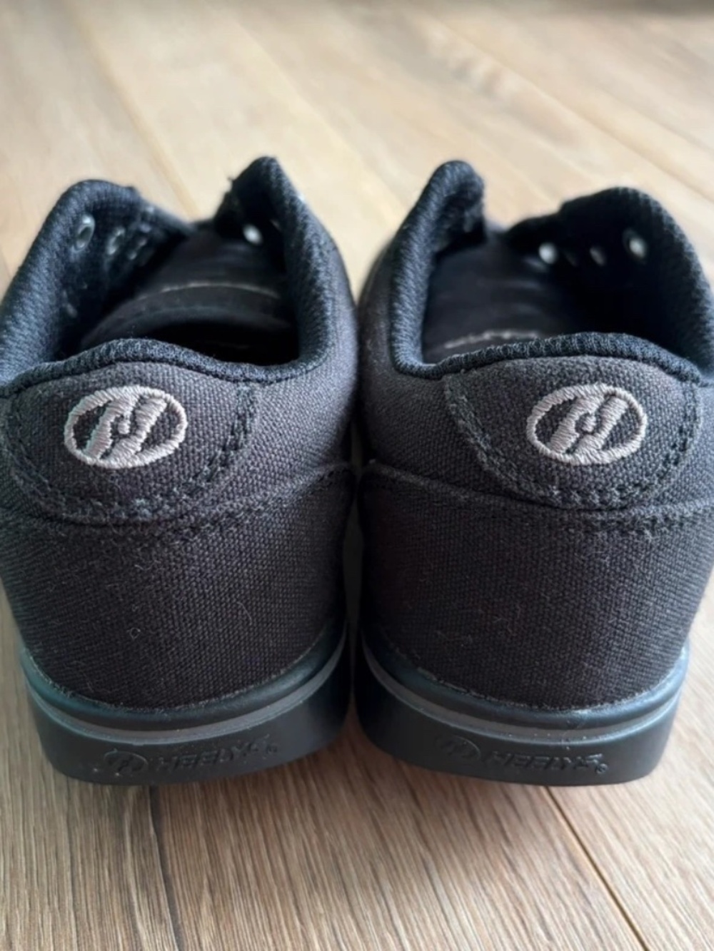 Heelys Kids Shoes l 13C - Picture 3 of 5